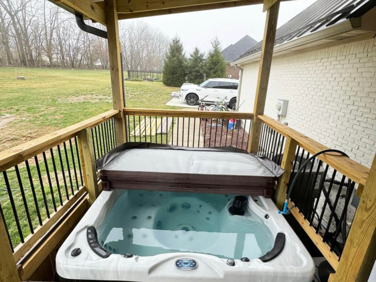 Composite Deck Near Me Cost Materials and Maintenance Guide