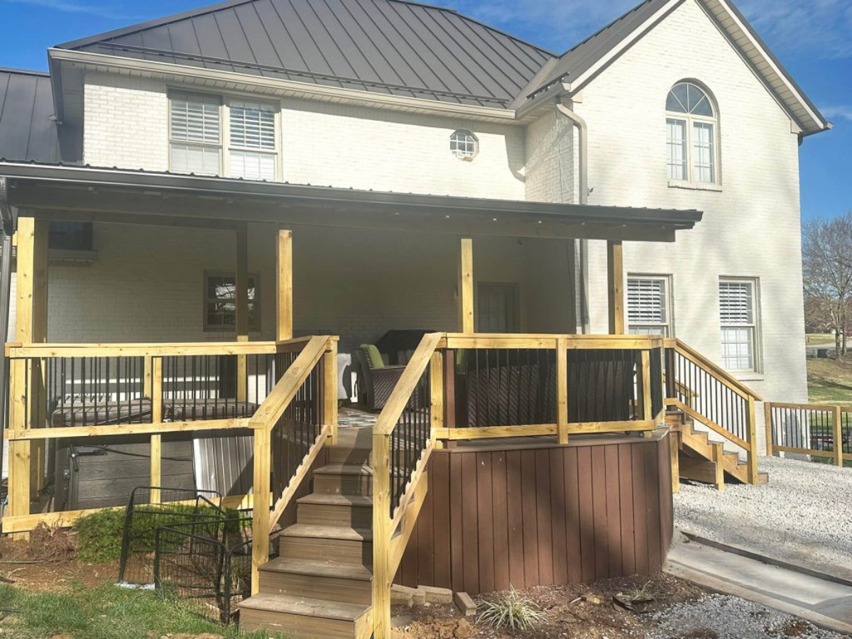 Deck Builders Louisville KY, Guide to Design & Expert Tips